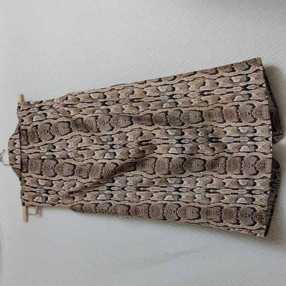 bebe Camel Snakeskin Crepe Shirtdress Suit Style Vneck Cocktail Dress - Picture 6 of 7